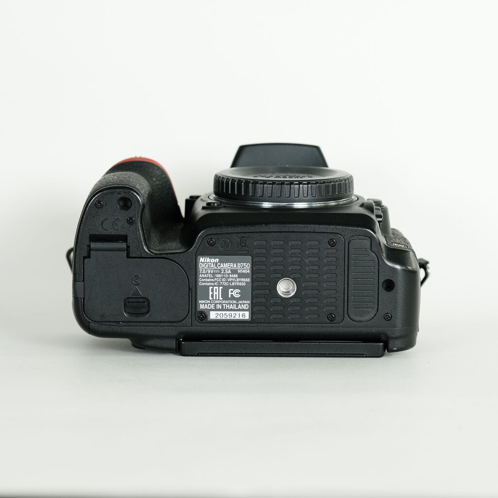 Nikon D750