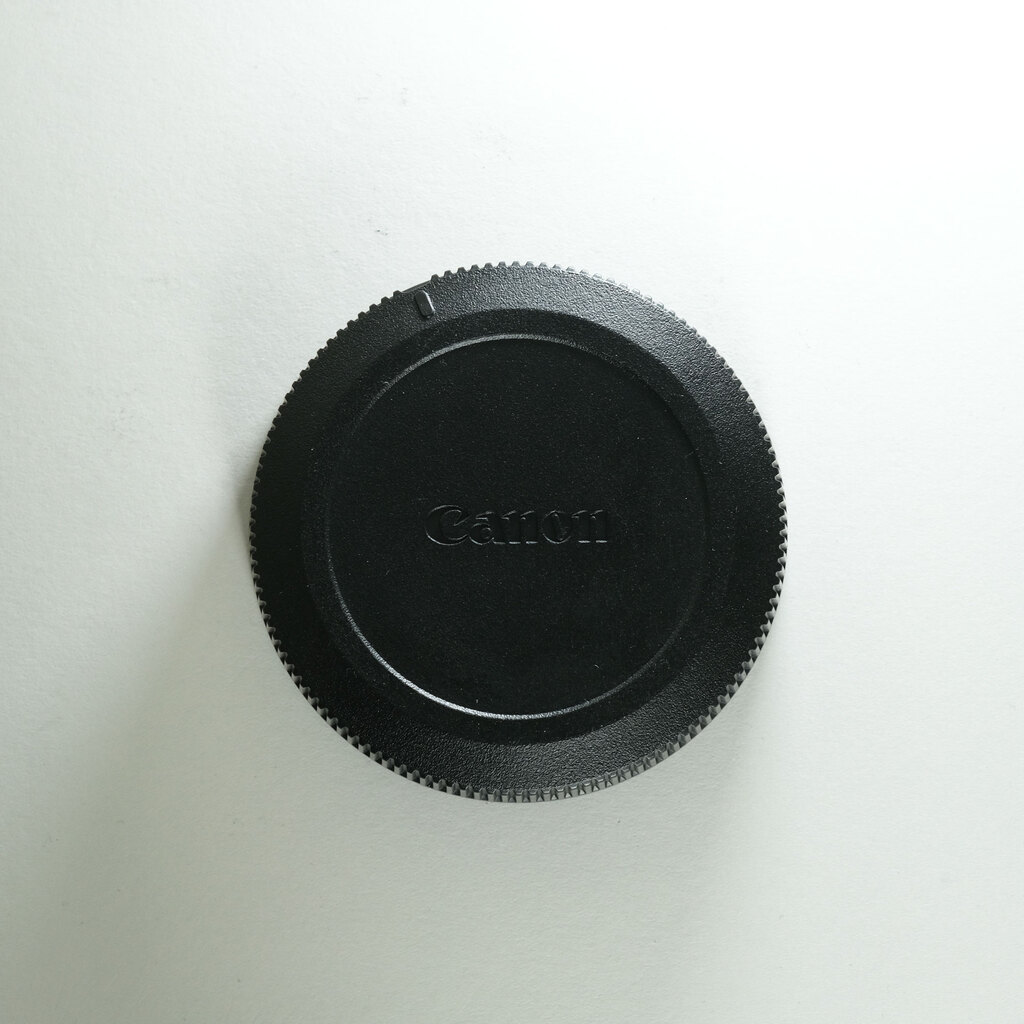 Canon RF28mm F2.8 STM