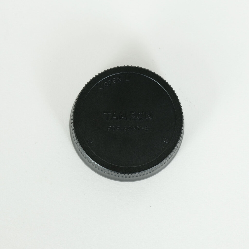 TAMRON 70-300mm F/4.5-6.3 Di III RXD (Model A047) [ソニーE用]