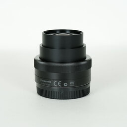 Panasonic LUMIX G VARIO 12-32mm / F3.5-5.6 ASPH. / MEGA O.I.S.