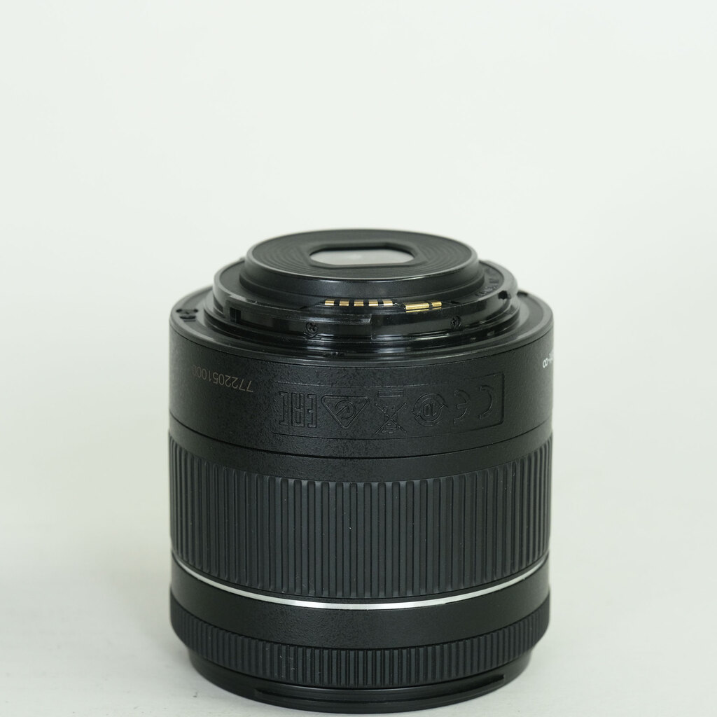 Canon EF-S18-55mm F4-5.6 IS STM
