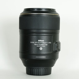 Nikon AF-S VR Micro-Nikkor 105mm f/2.8G IF-ED