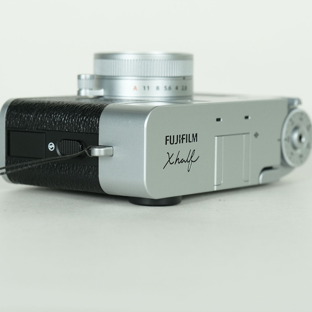 FUJIFILM X half X-HF1の出品 | ONE SCENE（ワンシーン）