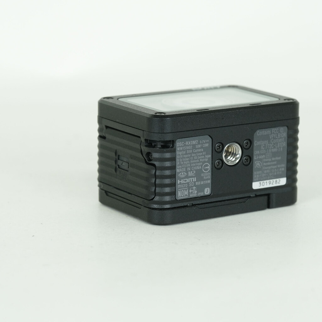 SONY Cyber-shot DSC-RX0M2