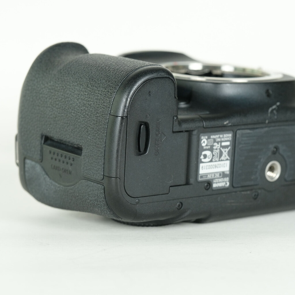Canon EOS 5D Mark III Canon EOS 5D Mark III