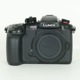 Panasonic LUMIX DC-GH5M2 Panasonic LUMIX DC-GH5M2