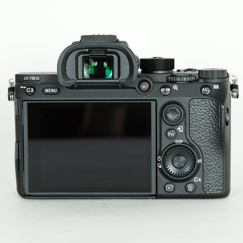 SONY α7RIII ボディ ILCE-7RM3A   【後期モデル 液晶下部にSONYロゴなし】
