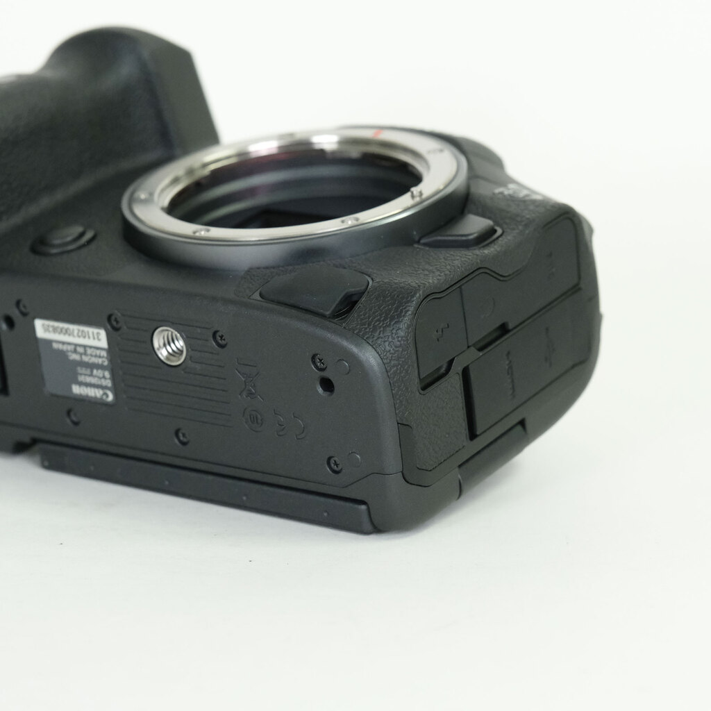 Canon EOS R5 Canon EOS R5