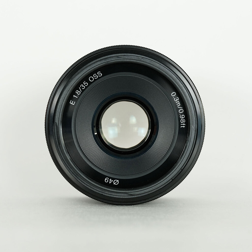 SONY E 35mm F1.8 OSS SEL35F18 SONY E 35mm F1.8 OSS SEL35F18