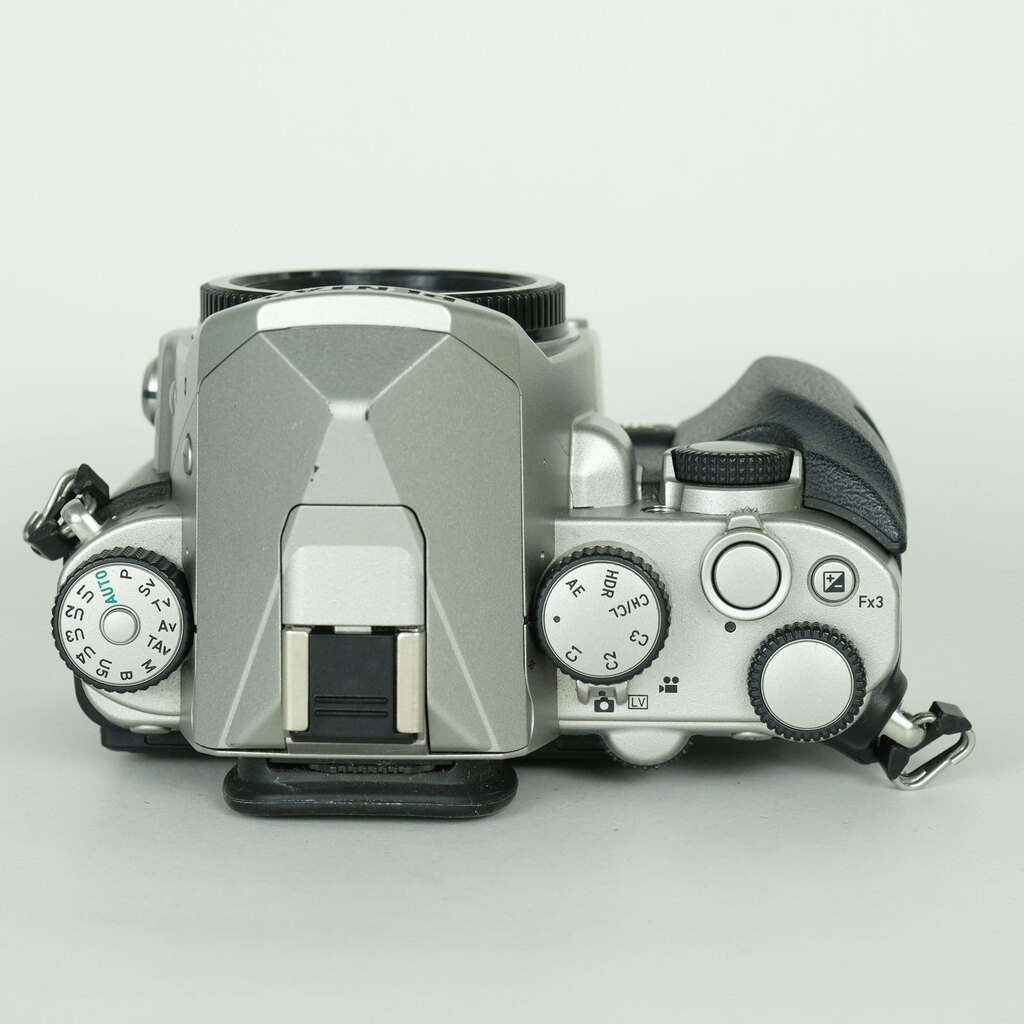 PENTAX KP ボディ シルバー PENTAX KP ボディ シルバー