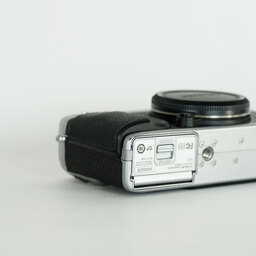 FUJIFILM X-E1 シルバー