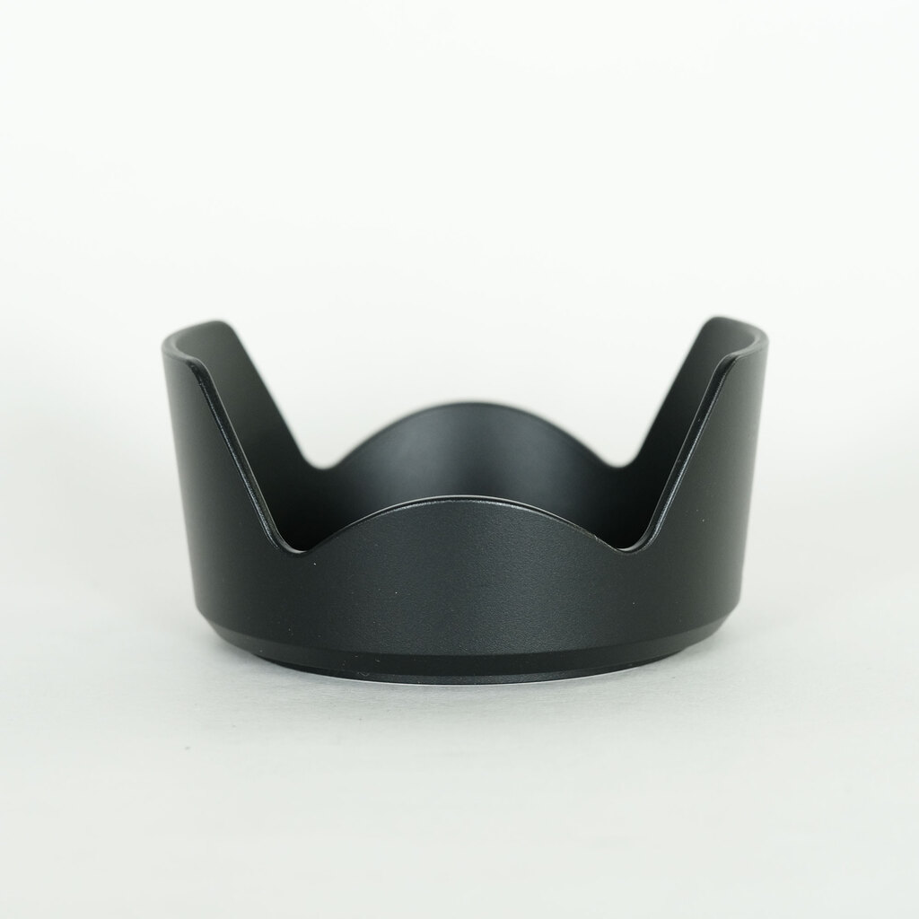 SONY E 18-135mm F3.5-5.6 OSS SEL18135