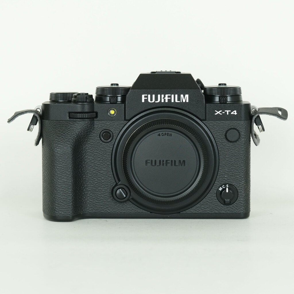 FUJIFILM X-T4