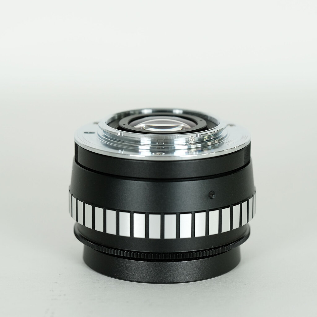 銘匠光学 TTArtisan 23mm F1.4 C (フジフイルムX用) ブラック