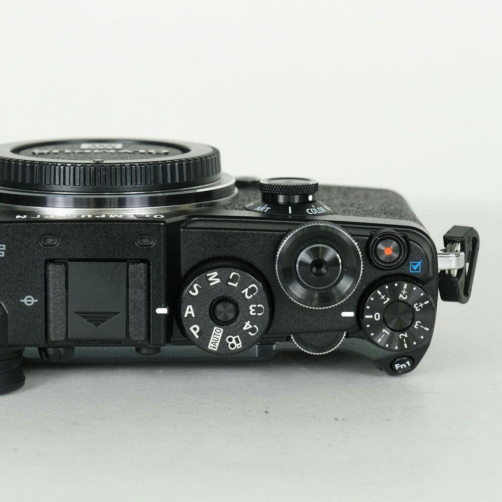 OLYMPUS PEN-Fの出品 | ONE SCENE（ワンシーン）