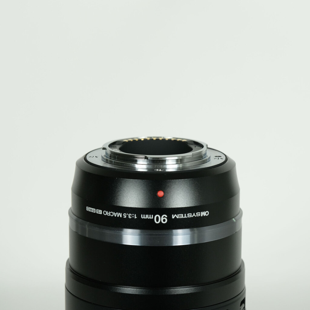 OM SYSTEM M.ZUIKO DIGITAL ED 90mm F3.5 Macro IS PRO