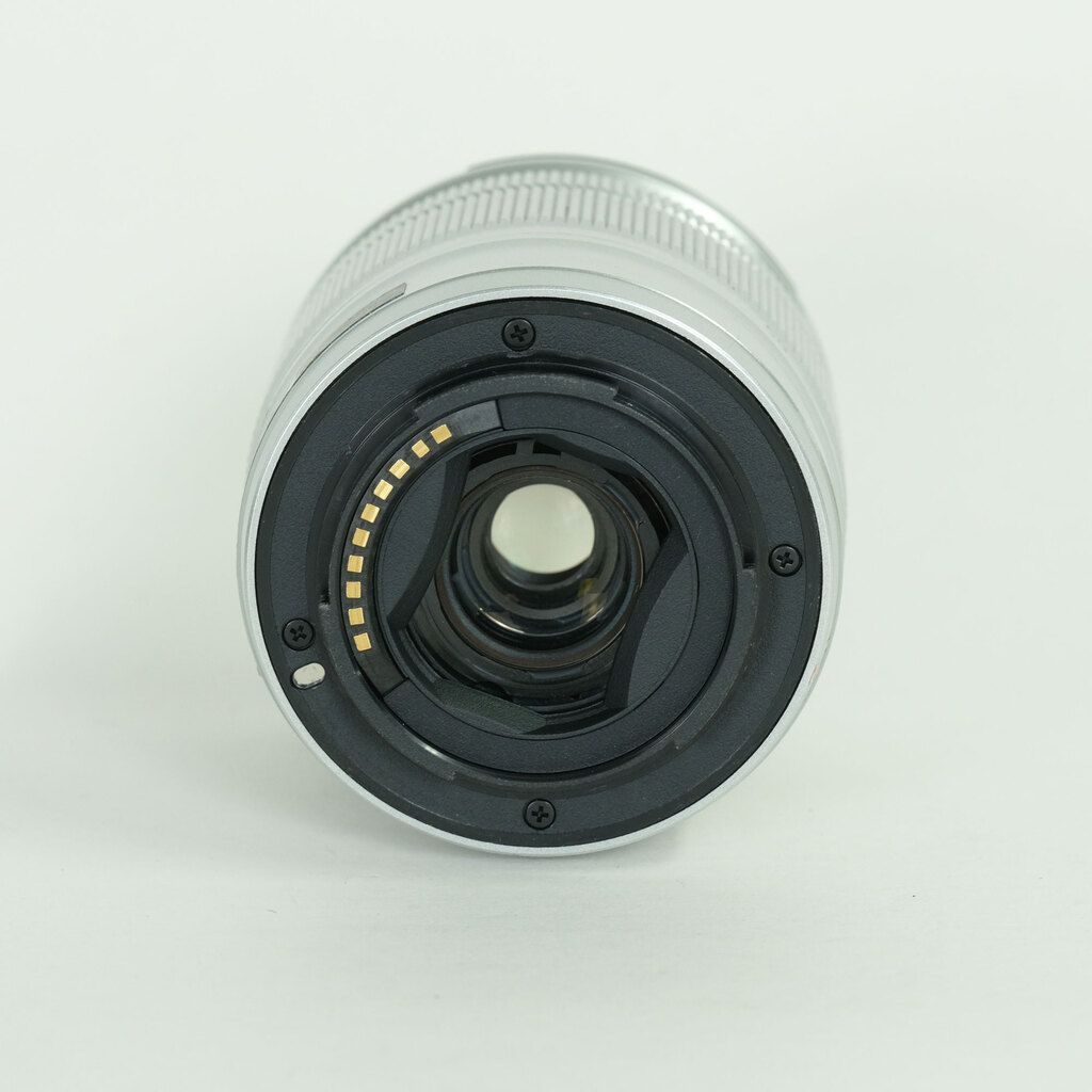 FUJIFILM フジノン XC16-50mm F3.5-5.6 OIS シルバー