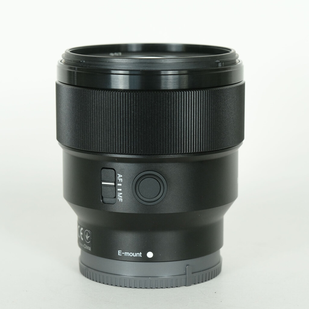 SONY FE 85mm F1.8 SEL85F18