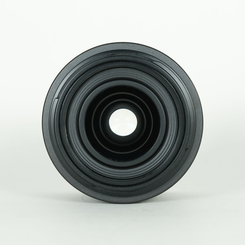 Canon RF24mm F1.8 MACRO IS STM