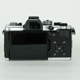 OM SYSTEM OM-3