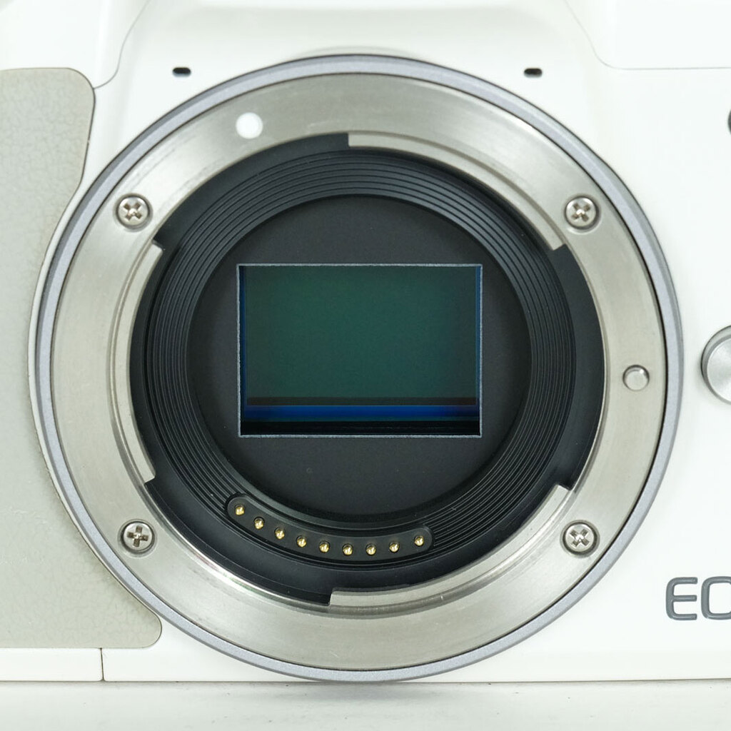 Canon EOS Kiss M