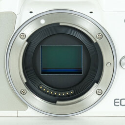 Canon EOS Kiss M
