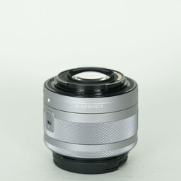 Canon EF-M15-45mm F3.5-6.3 IS STM Canon EF-M15-45mm F3.5-6.3 IS STM