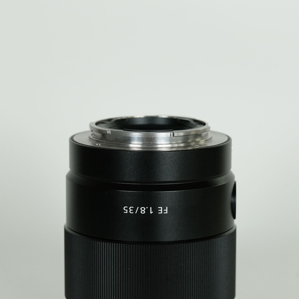 SONY FE 35mm F1.8 SEL35F18F