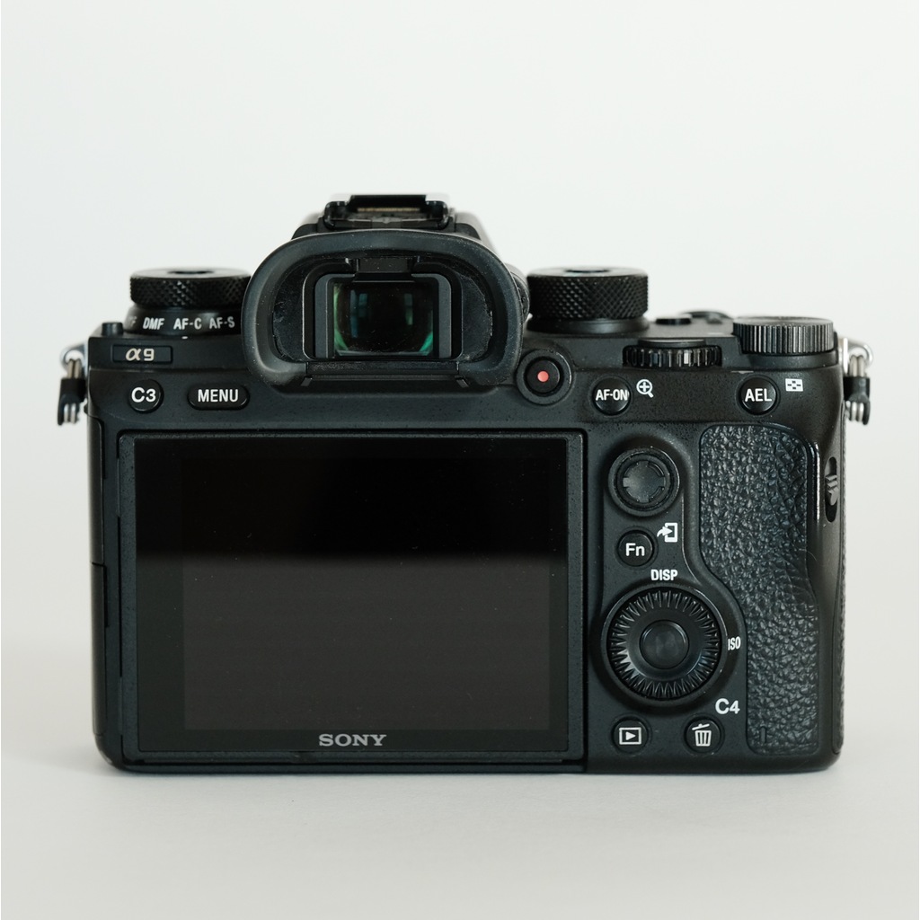 SONY α9（ILCE-9）の出品 | ONE SCENE（ワンシーン）