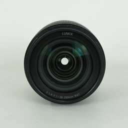 Panasonic LUMIX S 28-200mm F4-7.1 MACRO O.I.S.