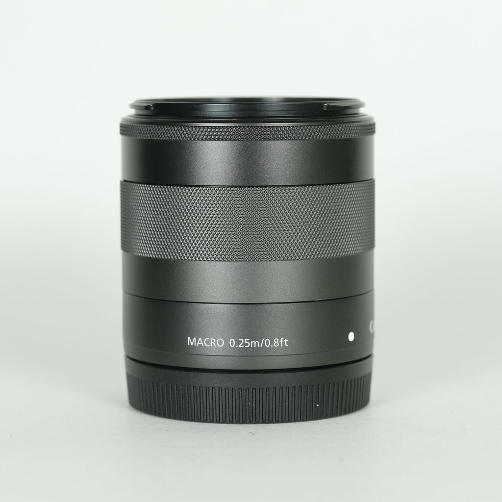 Canon EF-M18-55mm F3.5-5.6 IS STM