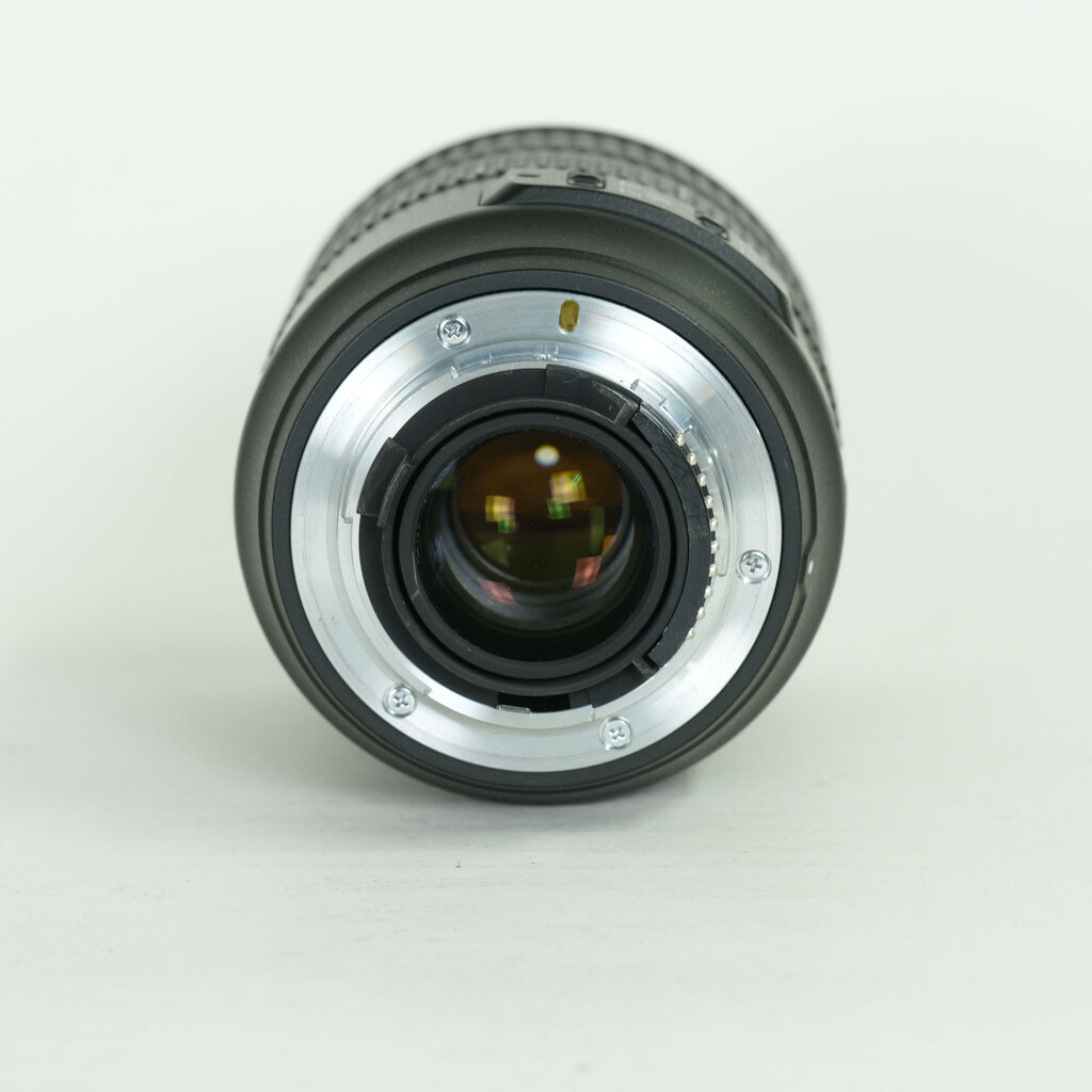 Nikon AF-S VR Zoom-Nikkor 24-120mm F3.5-5.6G IF-ED Nikon AF-S VR Zoom-Nikkor 24-120mm F3.5-5.6G IF-ED