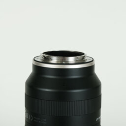 TAMRON 70-300mm F/4.5-6.3 Di III RXD (Model A047) [ソニーE用]