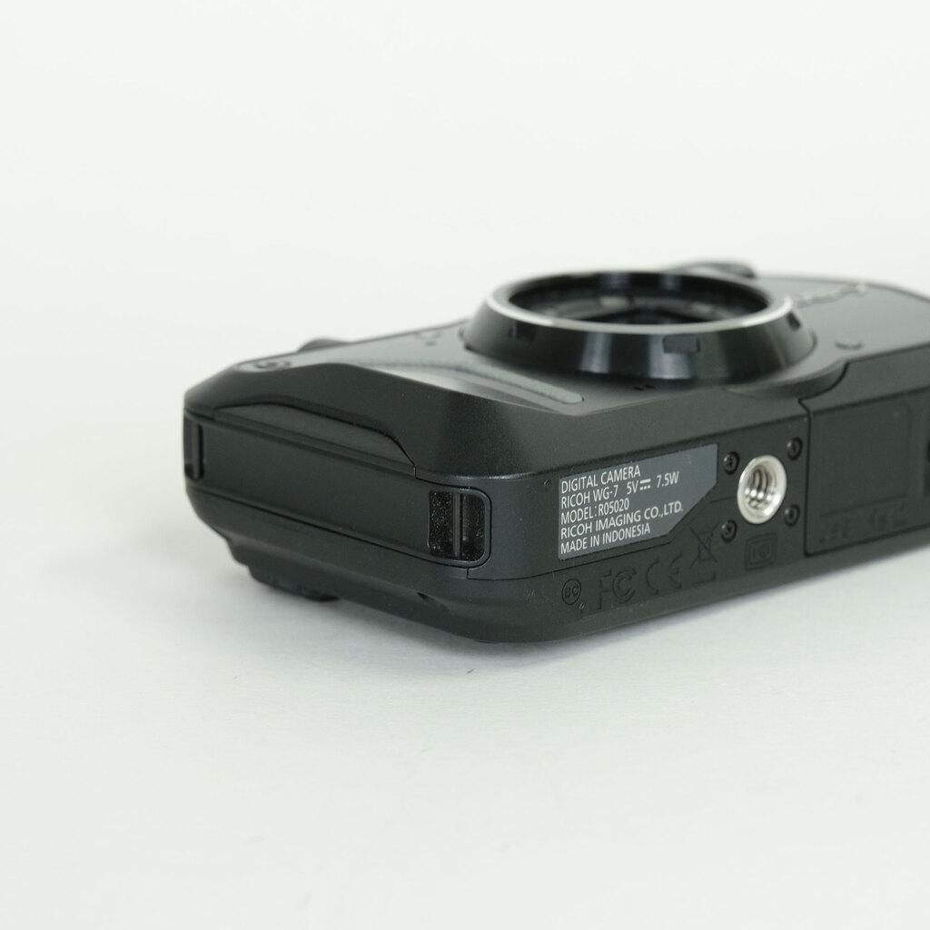 RICOH WG-7 ブラック