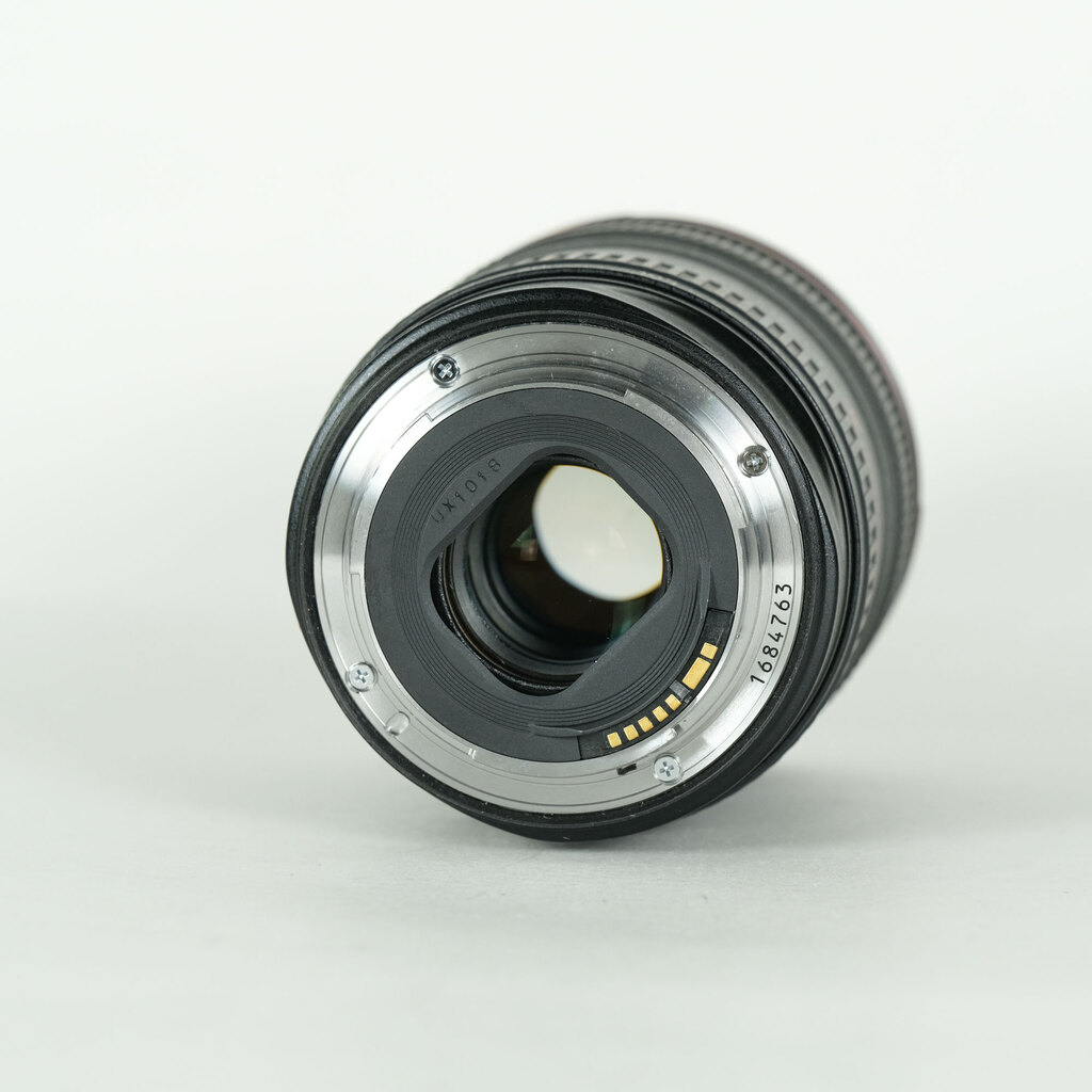 Canon EF24-105mm F4L IS USMの出品 | ONE SCENE（ワンシーン）