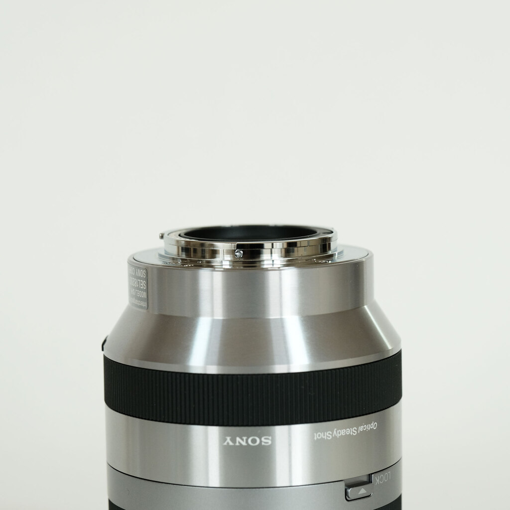 SONY E18-200mm F3.5-6.3 OSS SEL18200