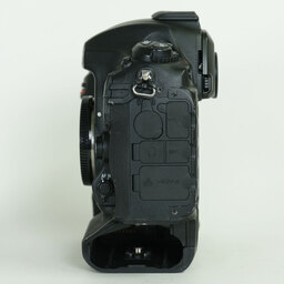 Nikon D5