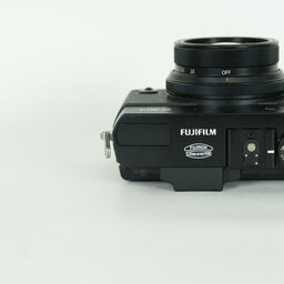 FUJIFILM X30 ブラック