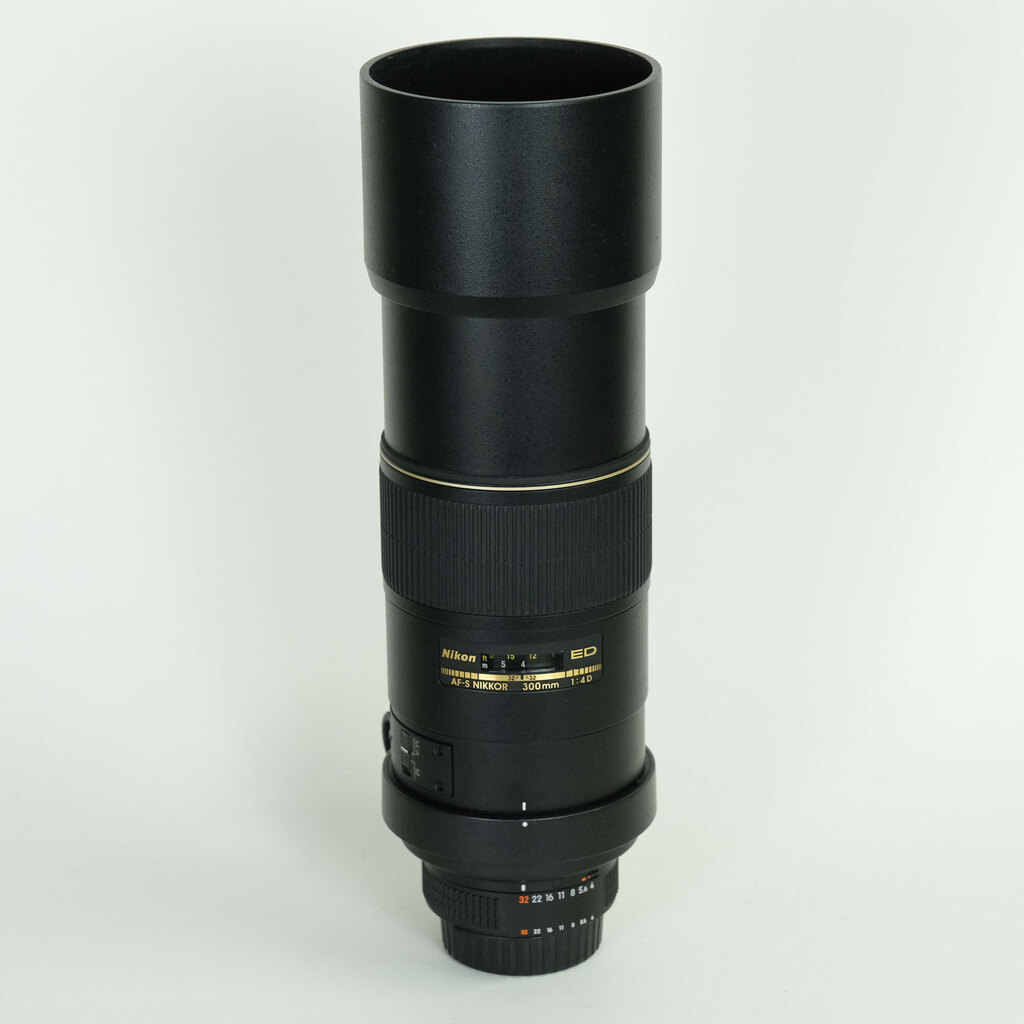 Nikon Ai AF-S Nikkor 300mm f/4D IF-ED