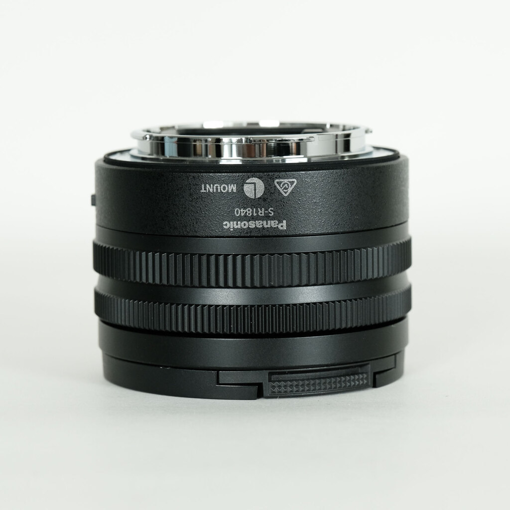 Panasonic LUMIX S 18-40mm F4.5-6.3
