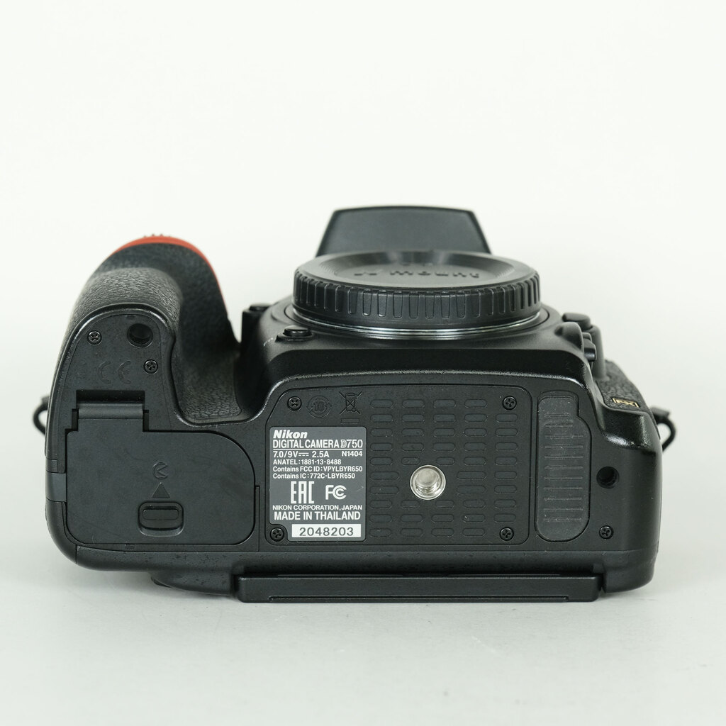 Nikon D750
