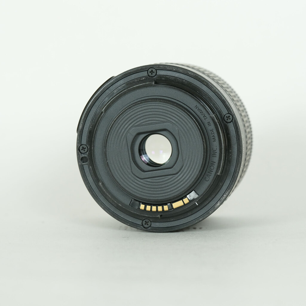 Canon EF-S18-55mm F4-5.6 IS STM