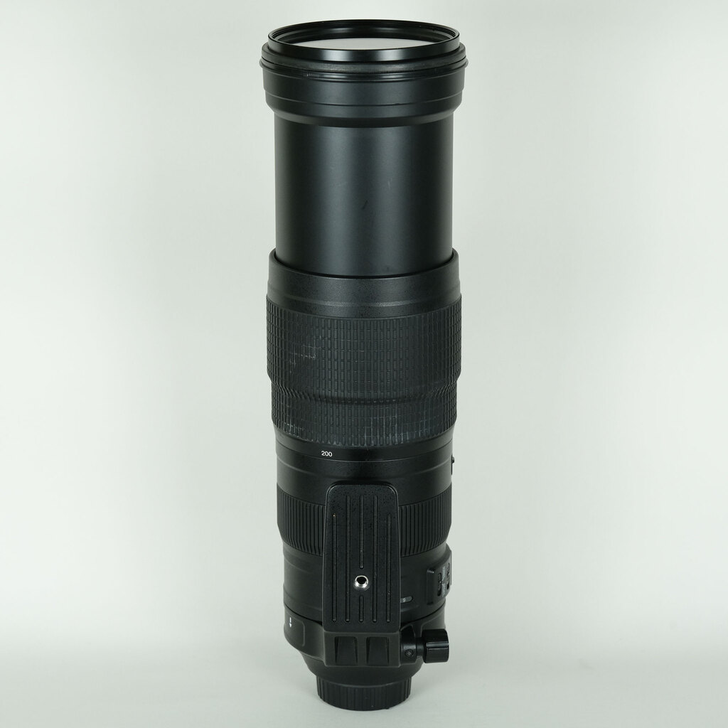 Nikon AF-S NIKKOR 200-500mm f/5.6E ED VR Nikon AF-S NIKKOR 200-500mm f/5.6E ED VR
