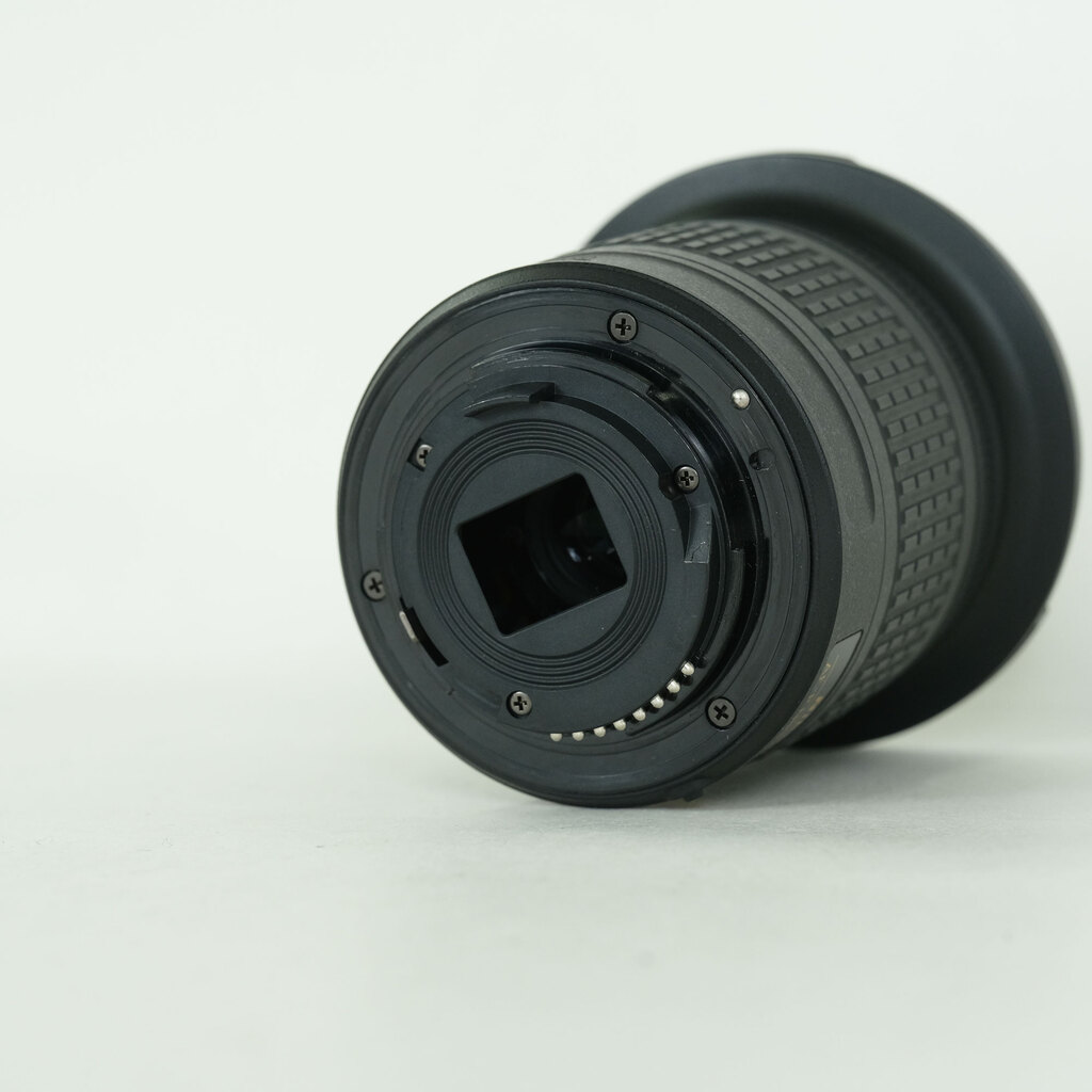 Nikon AF-P DX NIKKOR 10-20mm F4.5-5.6G VR