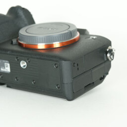 SONY α7 IV(ILCE-7M4) SONY α7 IV(ILCE-7M4)
