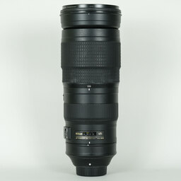 Nikon AF-S NIKKOR 200-500mm f/5.6E ED VR Nikon AF-S NIKKOR 200-500mm f/5.6E ED VR