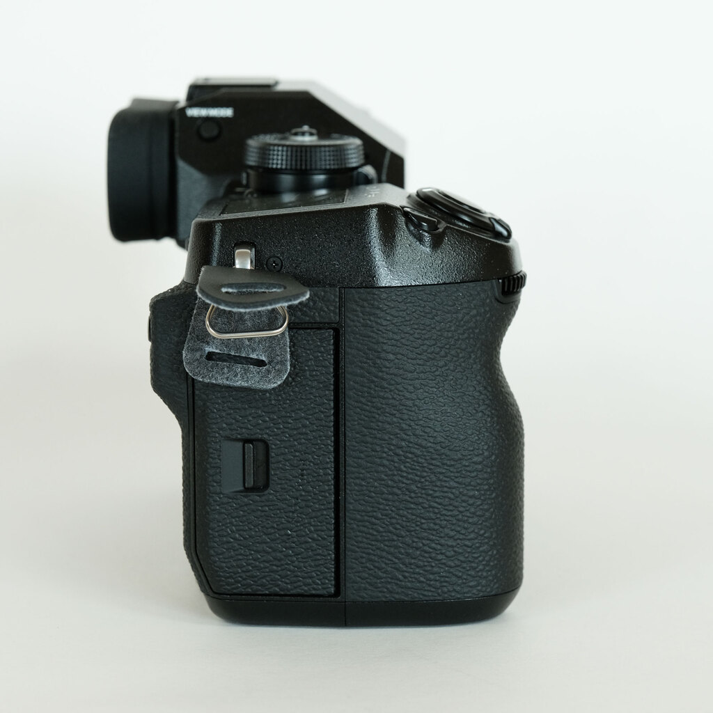 FUJIFILM X-H1