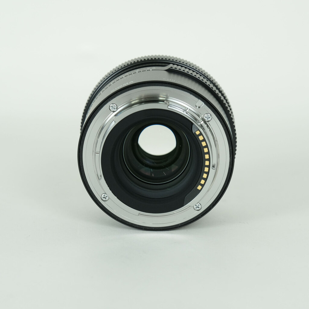 SIGMA 45mm F2.8 DG DN｜Contemporary [ソニーE用]の出品 | ONE SCENE