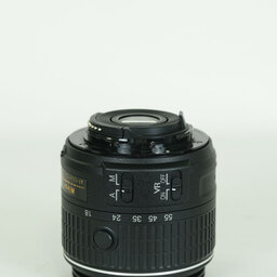 Nikon AF-S DX NIKKOR 18-55mm f3.5-5.6G VR II