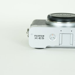 FUJIFILM X-E5